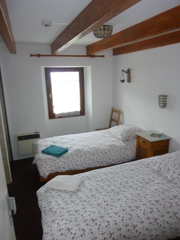 Auberge Roche Grande Entraunes ภายนอก รูปภาพ